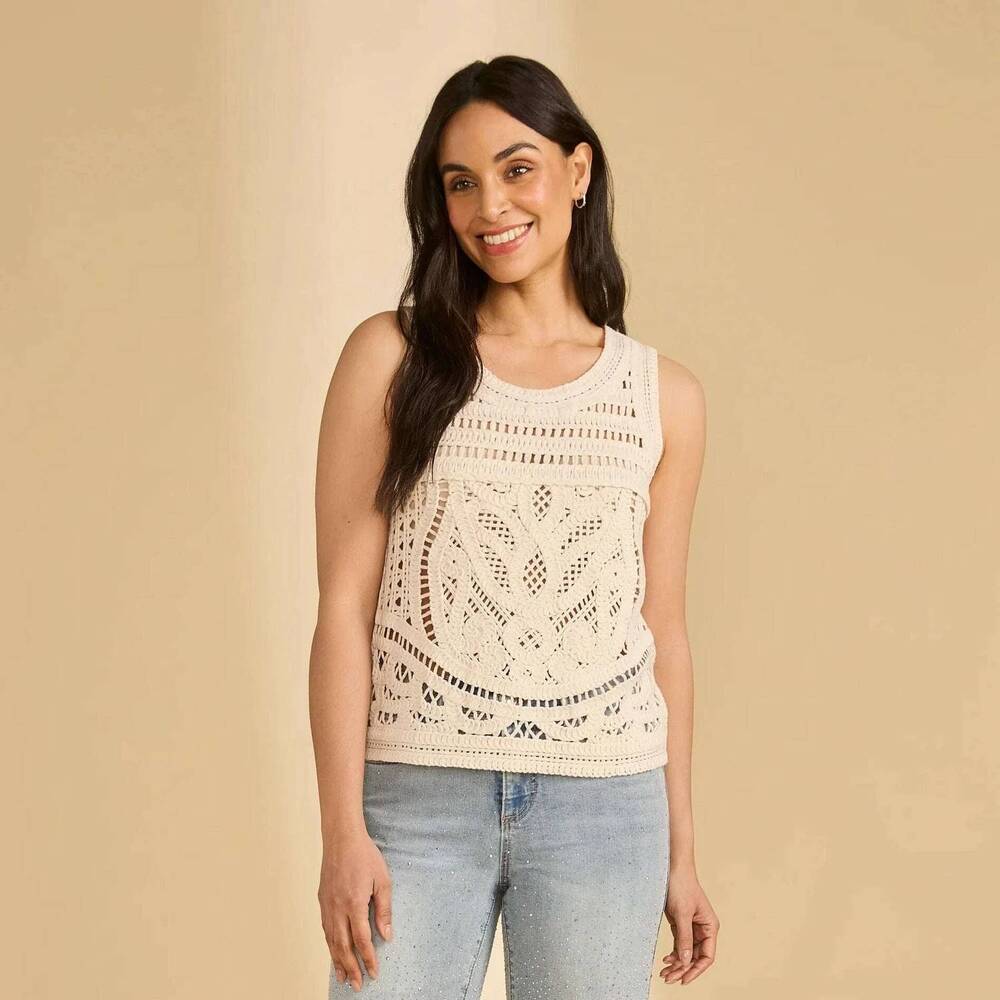NEW FDJ crochet sleveless sweater in ivory